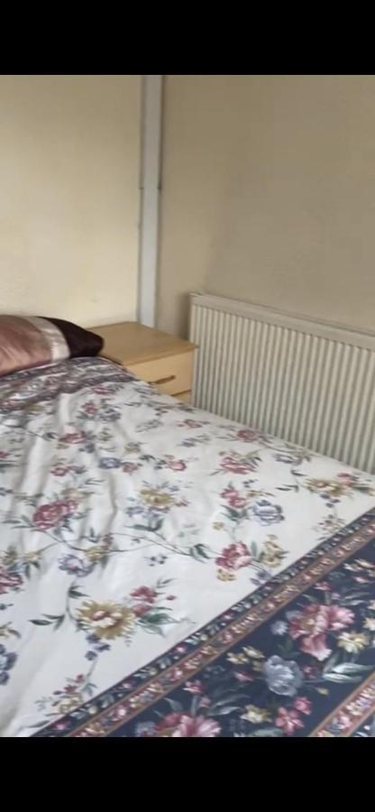 132 Appartement Bushbury Buitenkant foto