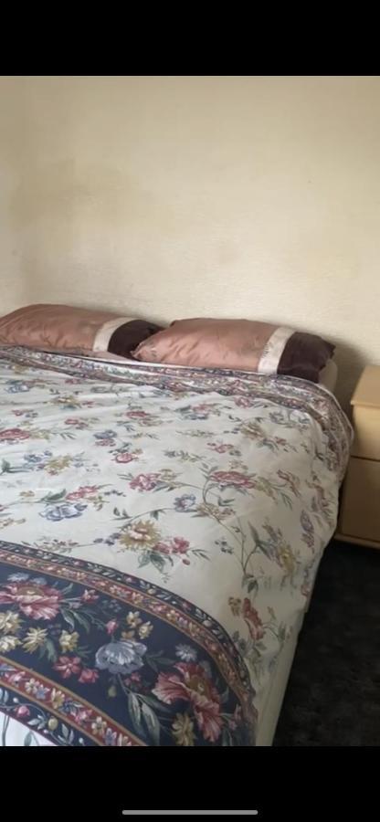 132 Appartement Bushbury Buitenkant foto